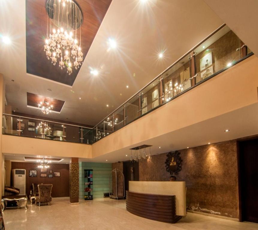 Jalsa Hotel & Banquets,Indore Bagian luar foto