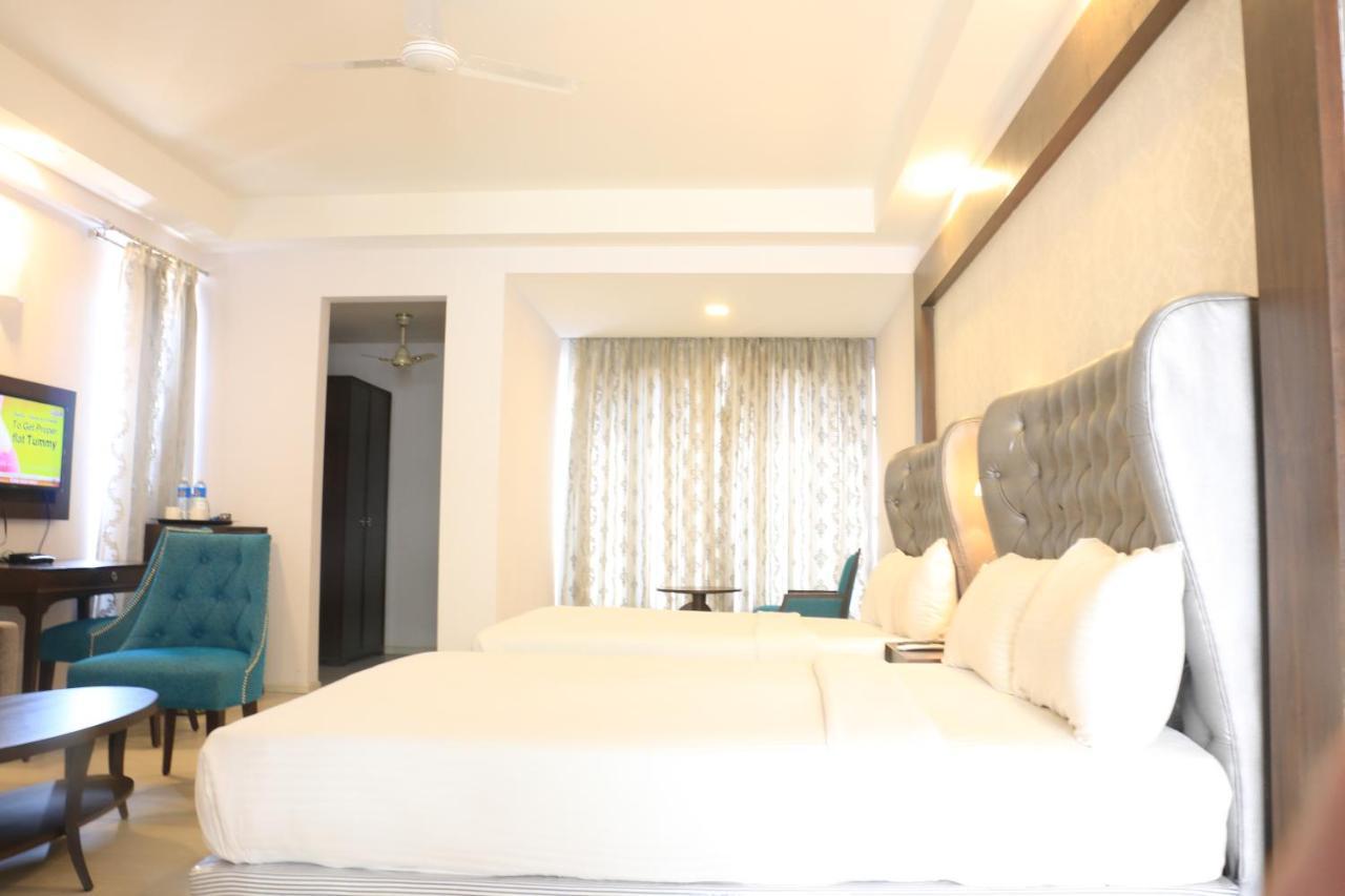 Jalsa Hotel & Banquets,Indore Bagian luar foto